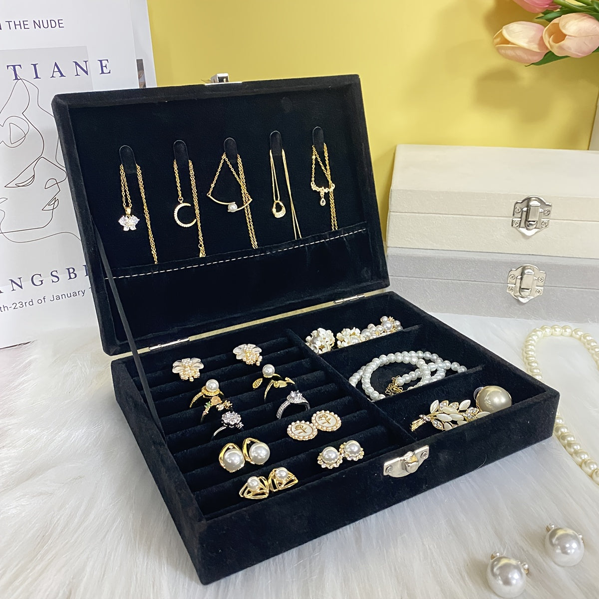 Caja organizadora de joyas de terciopelo con diseño octogonal de múltiples compartimentos beige y azul marino