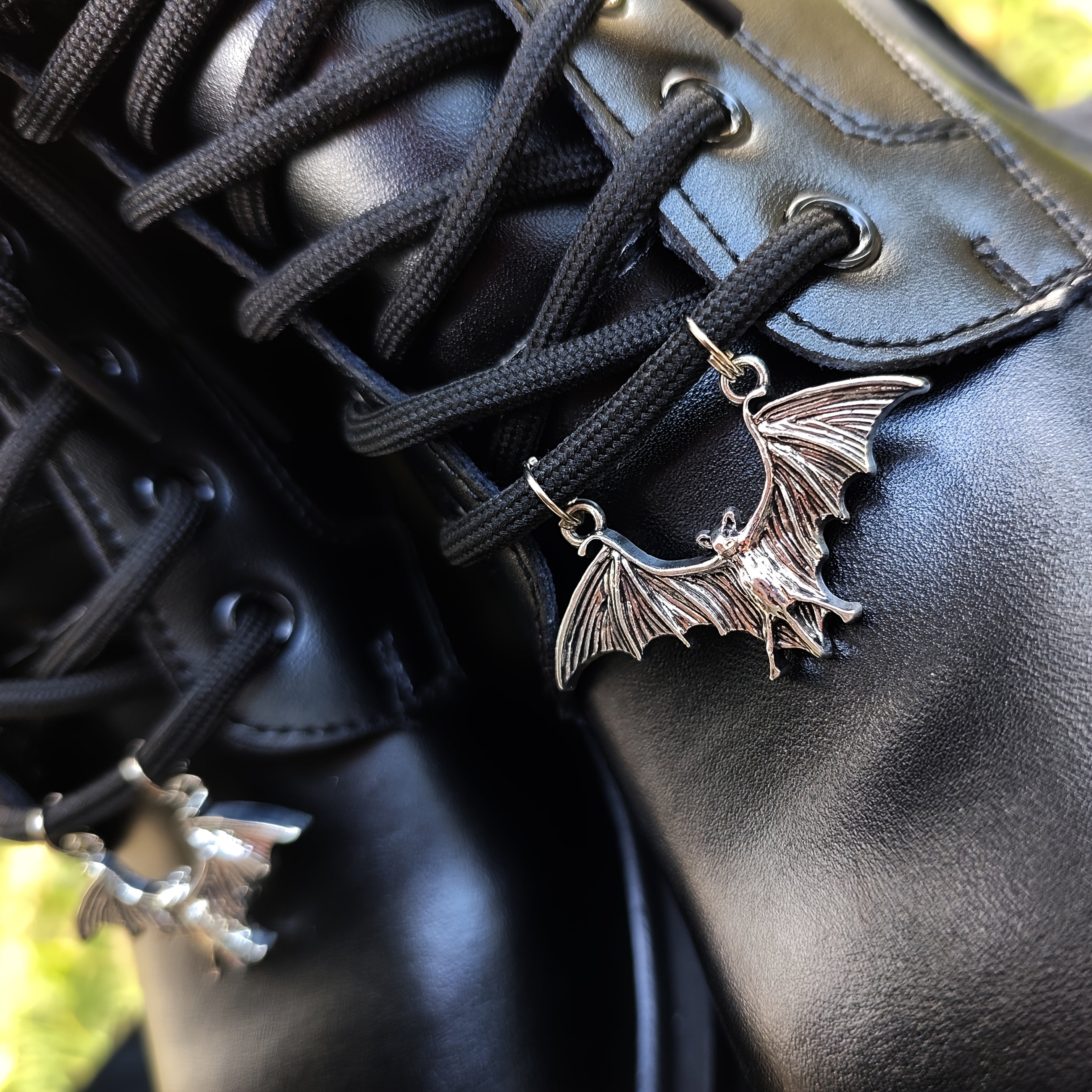 2Pcs Gothic Punk Bat Shoe Charms Zinc Alloy Removable Accessories for Boots
