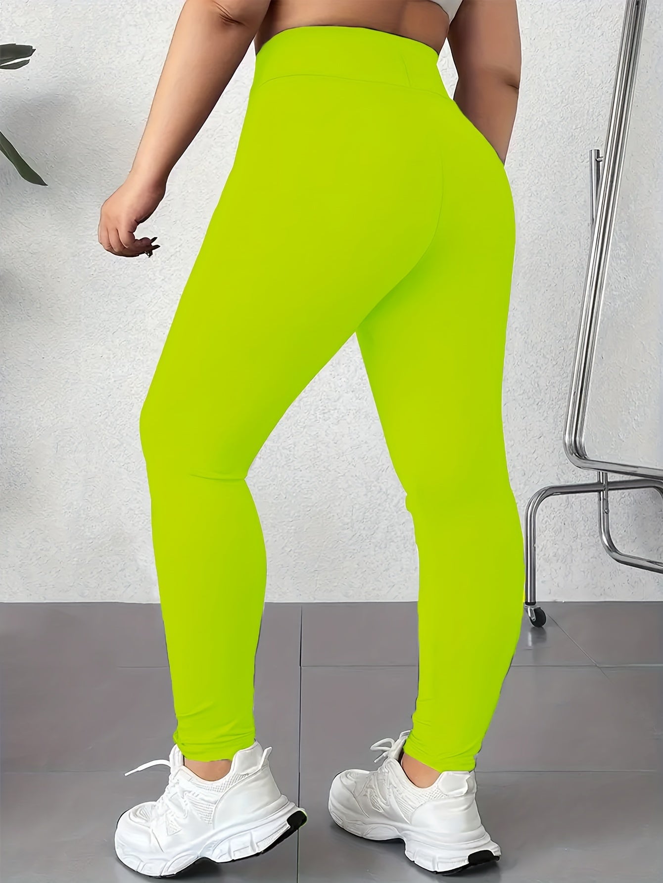 Women's Thick Fleece-Lined High-Waisted Solid Color Leggings for All Seasons