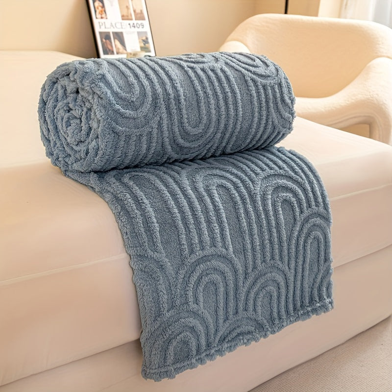 Striped Plush Bed Blanket with Vintage Roman Column Pattern Polyester All-Season Sofa Throw