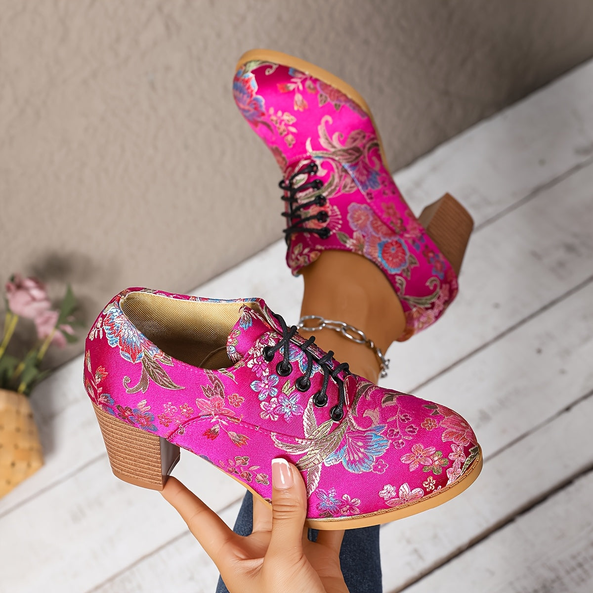 Ladies Ethnic Floral Embroidered Lace-Up Dance Shoes High Heels