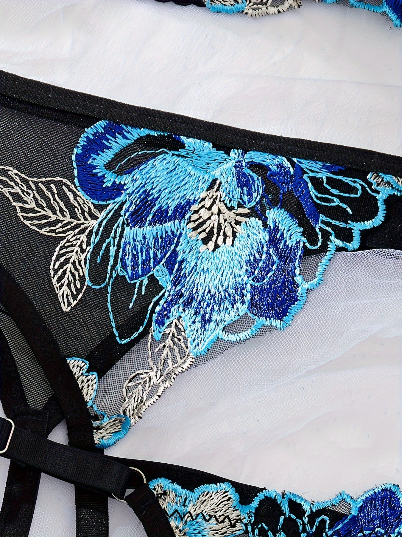 Women's Floral Lingerie Set with Garter Belt and Adjustable Straps