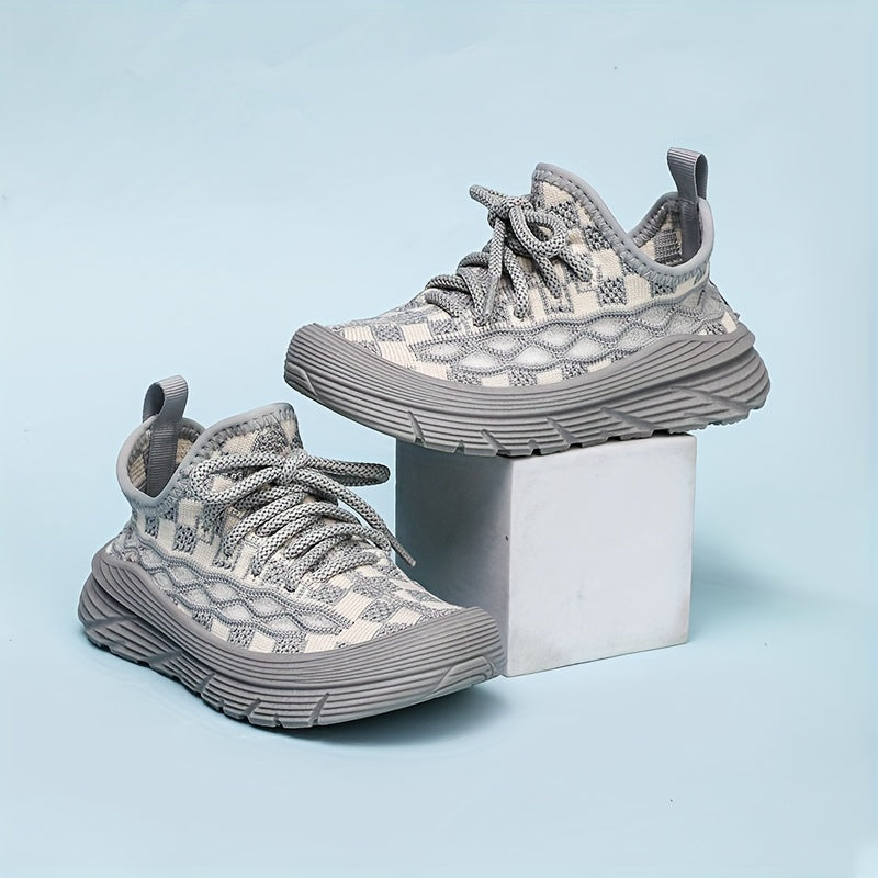 Bolalar uchun nafas oladigan yengil krossovkalar, zarbani yutuvchi taglik, kvadrat va bir xil rangdagi dizayn, barcha mavsumlar uchun mos.