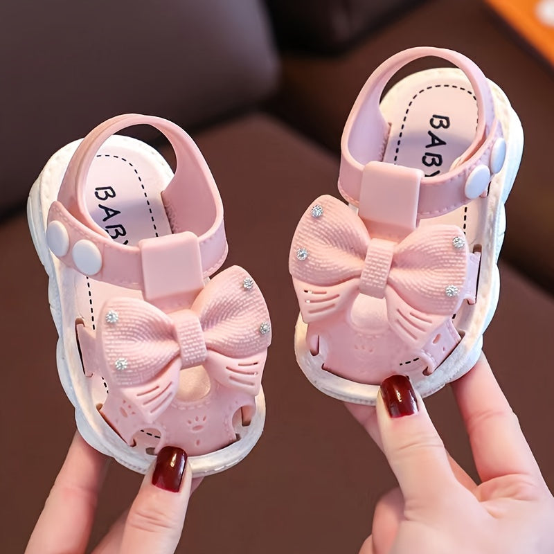 Girls Summer PVC Sandals Toddler Hollow-Out Princess Shoes with Buckle Closure