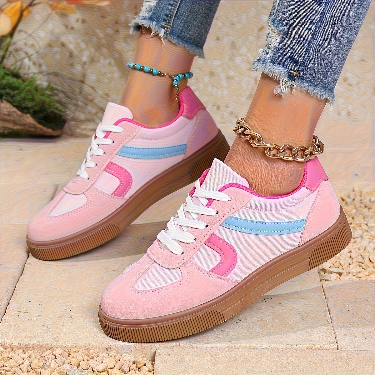 Ayollar uchun nafas oluvchi pastki sport poyabzali, shokni yutuvchi rezina taglik va pushti/ko'k aksentlar bilan