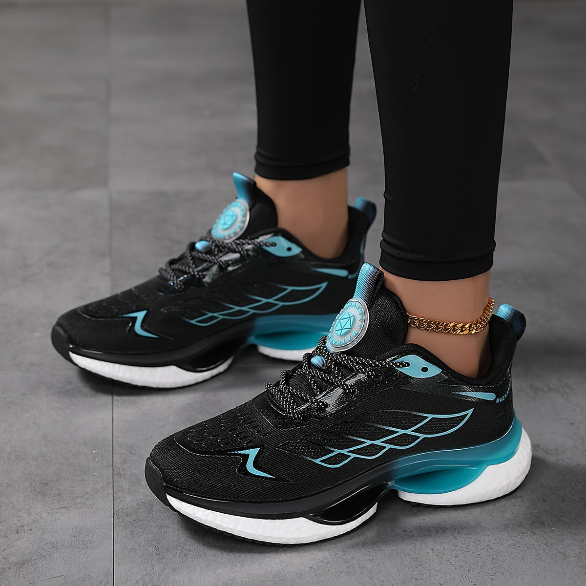 Women's Mesh Platform Sneakers Plus Size Lightweight Casual Low Top Running Shoes