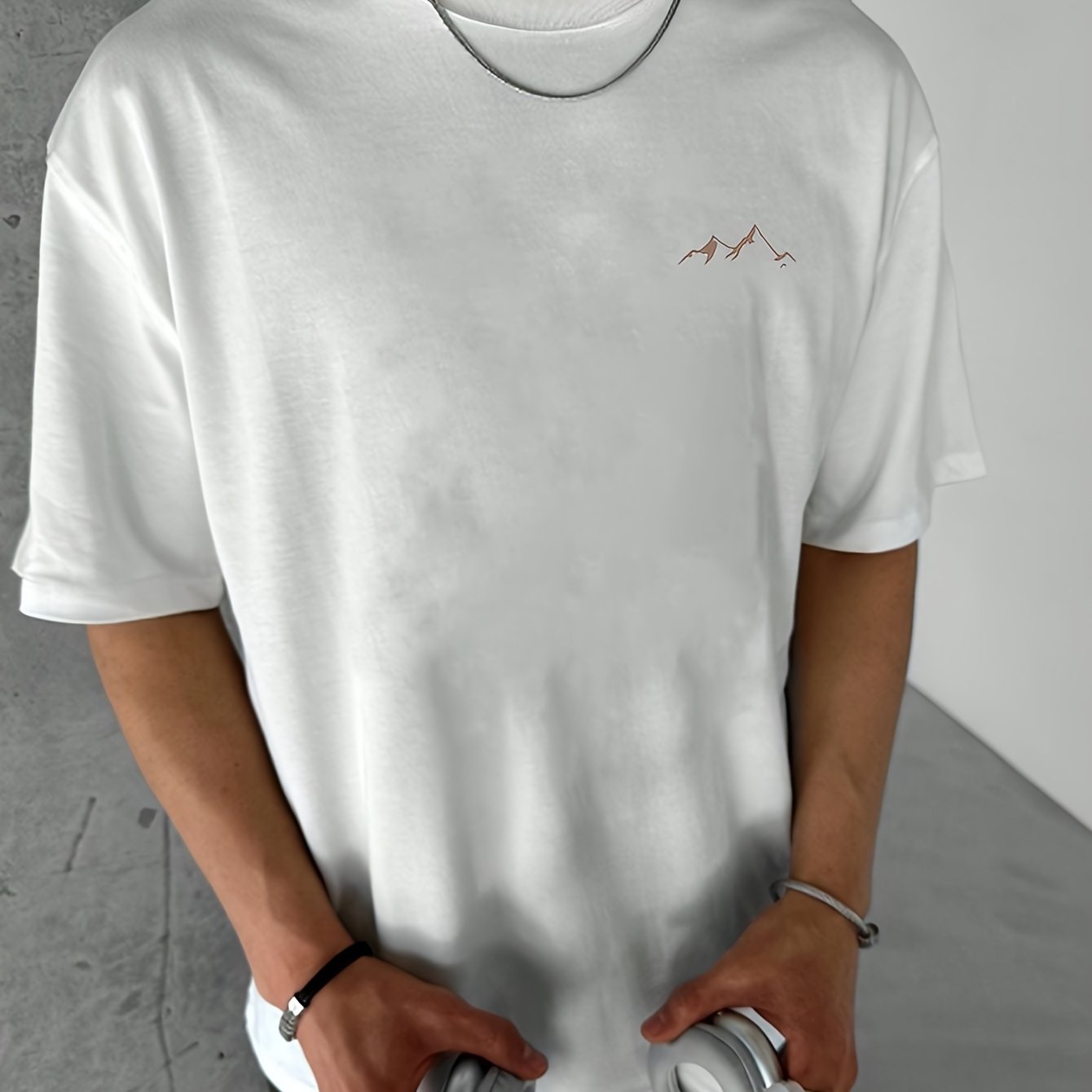 Men's Polyester Crew Neck T-Shirt Short Sleeve Geometric Mountain Embroidery Summer