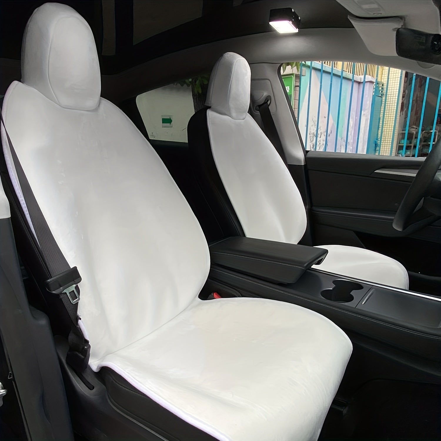 Cojín para asiento de coche de franela blanco y negro, instalación universal, sin arrugas