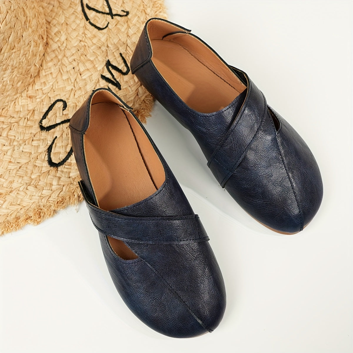 Women's Retro-Style Comfort Flats with Hook-and-Loop Fastener in Green