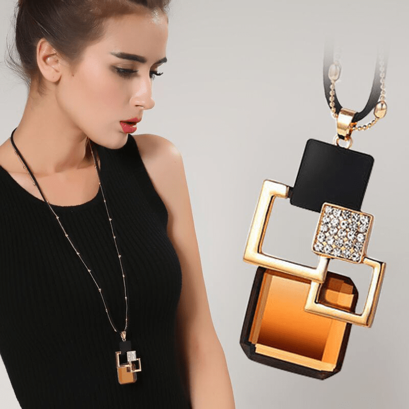 Retro Long Necklace for Women Autumn Winter Stylish Pendant Jewelry