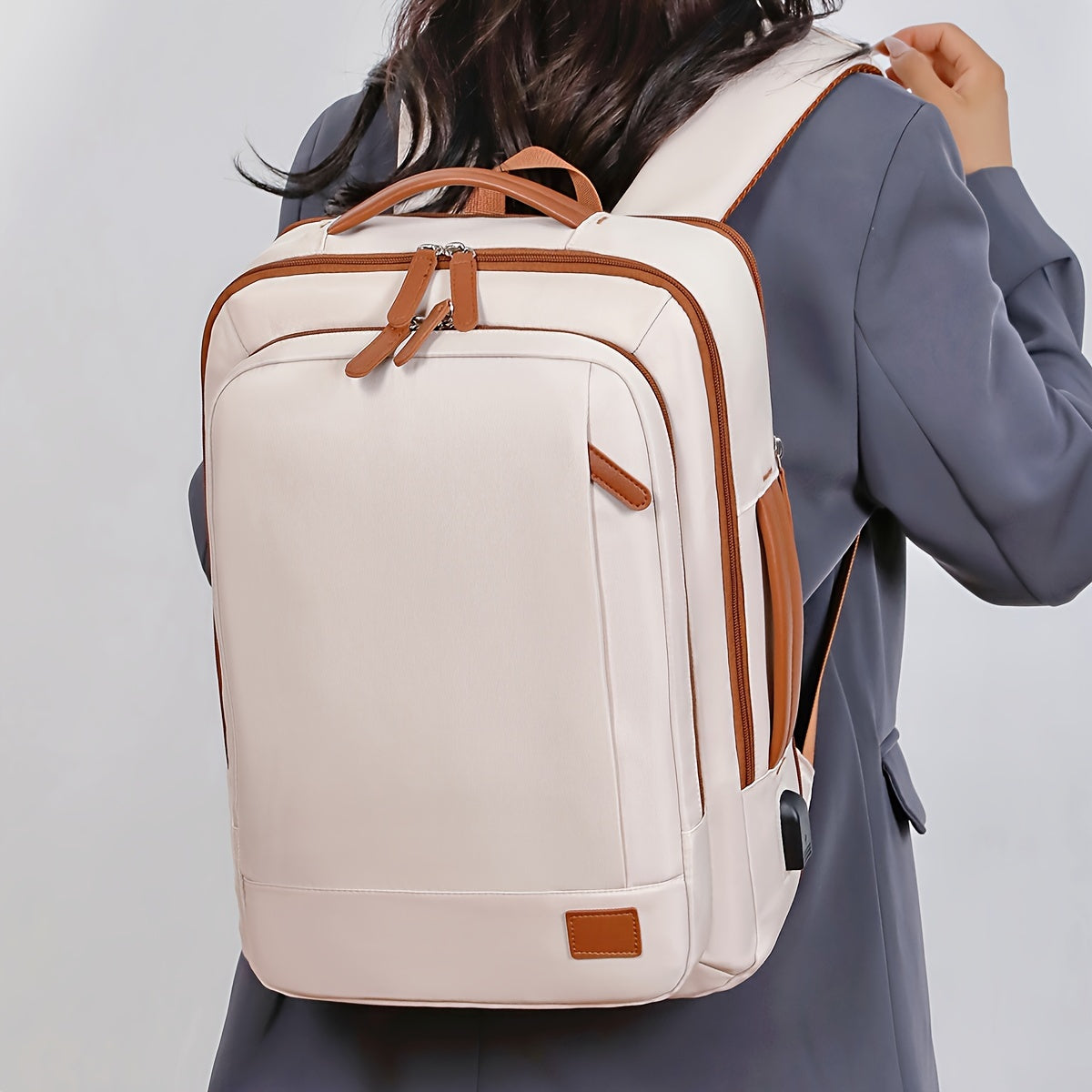 40L Parvoz uchun tasdiqlangan qoʻl sumkasi, USB port, 3 kub, sozlanadigan kamarlar, erkaklar va ayollar uchun sayohat, ofis, kollej