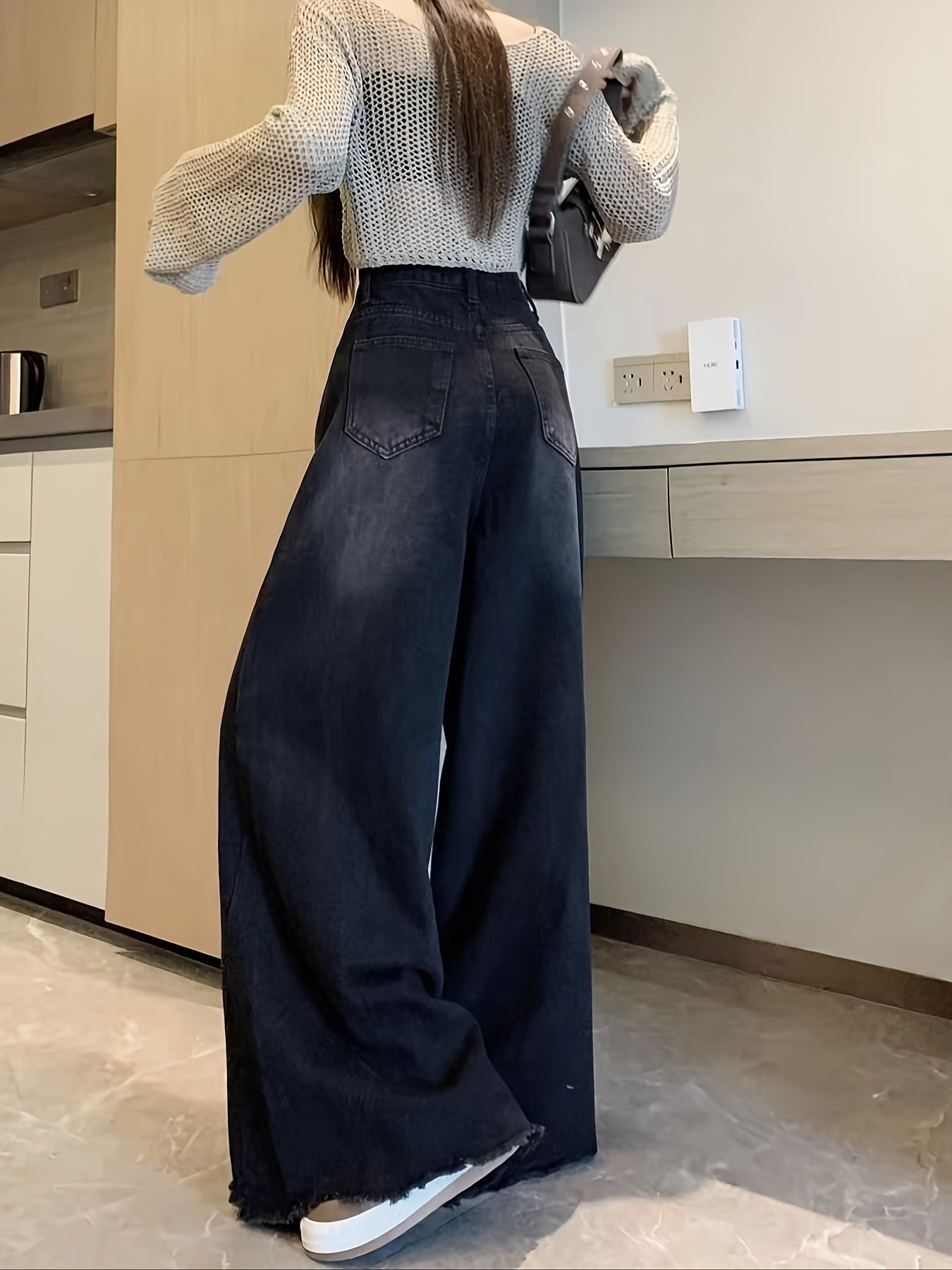 Plus Size High-Waist Wide-Leg Denim Jeans for Women Black Gray Frayed Hem