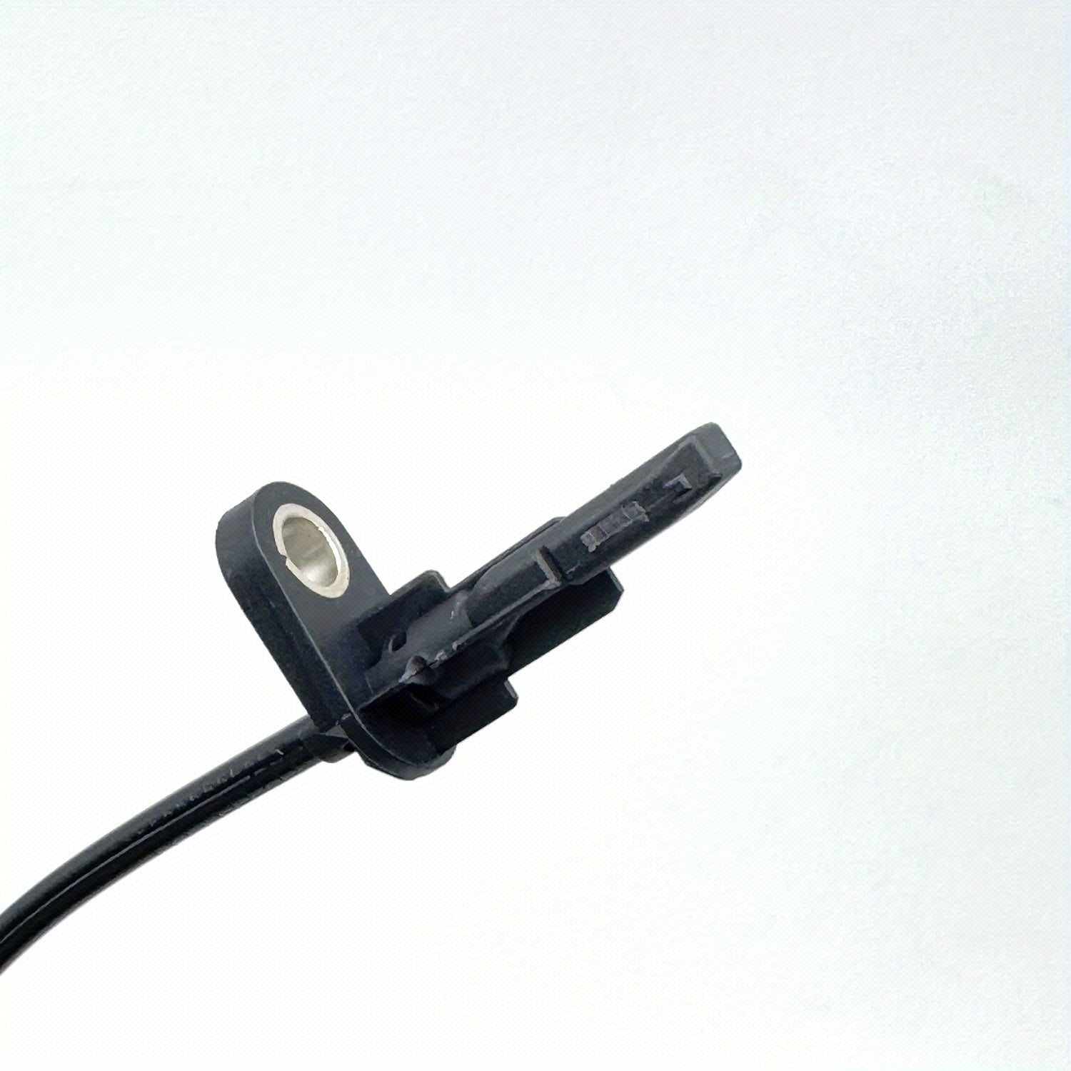 Front Right ABS Sensor for Geely GE3 2016-2020 Automotive Replacement