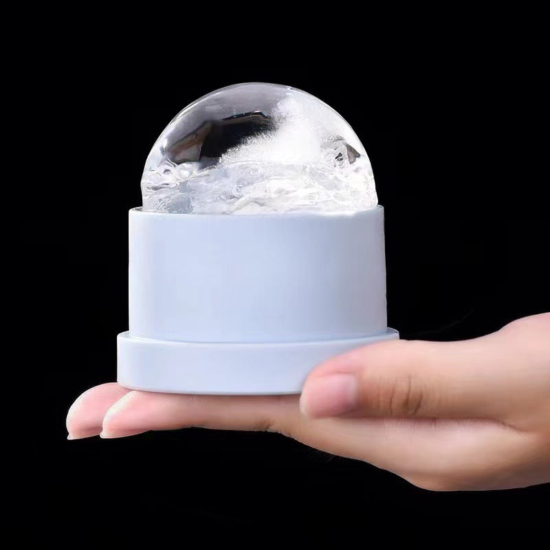Spherical Whiskey Ice Cube Mold With Cover for Home and Restaurant Use
