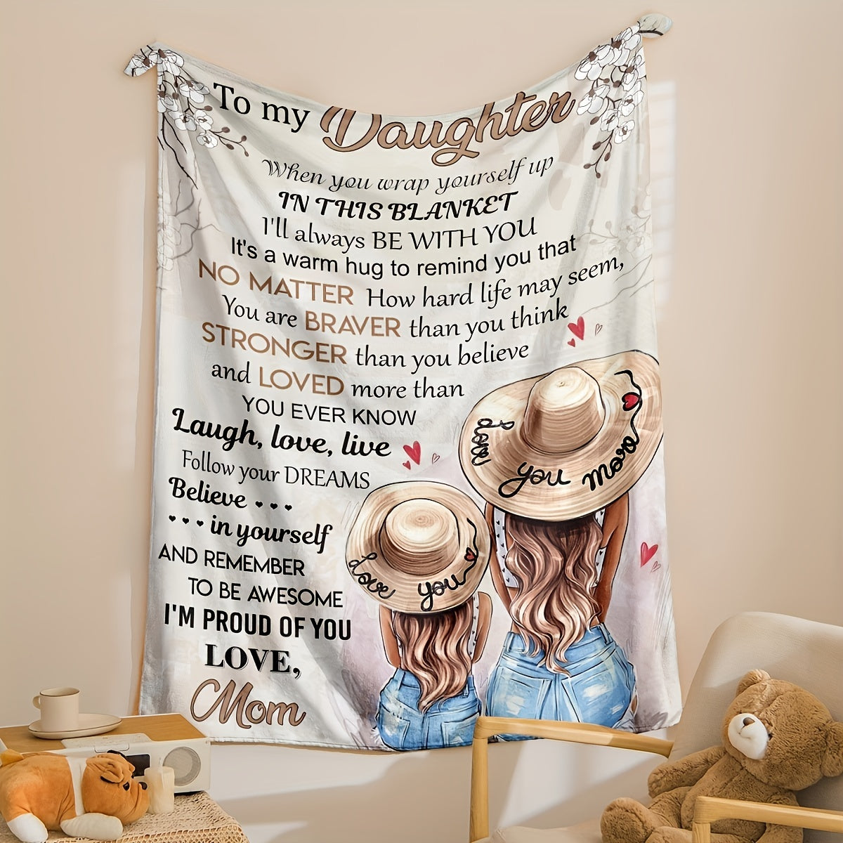 Мягкое и уютное фланелевое одеяло для вашей дочери от мамы. Идеально подходит для уютного времяпрепровождения на диване или кровати.