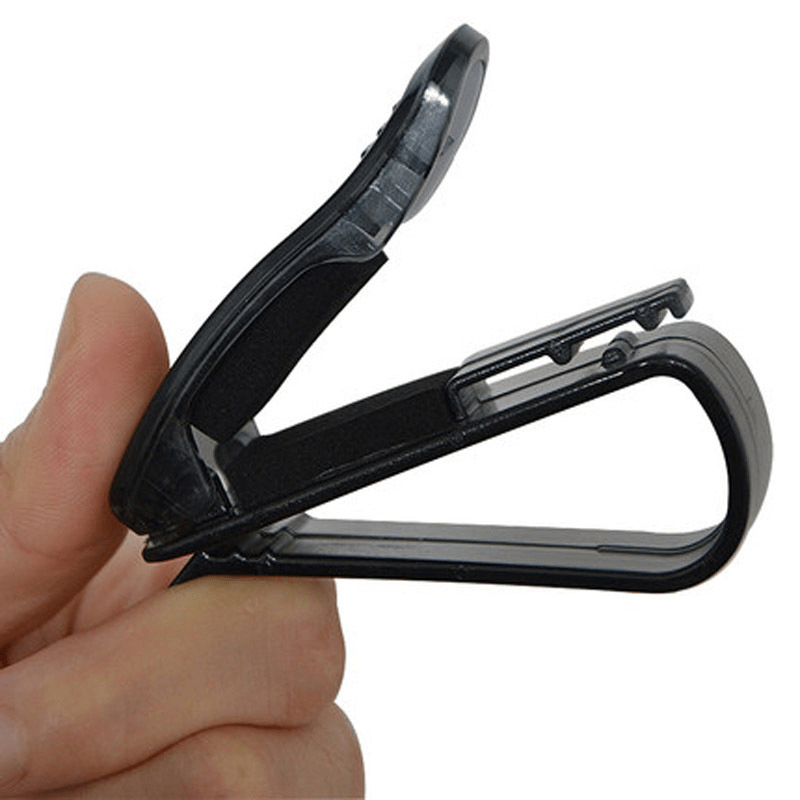 Universal avtomobil quyosh nuri ko‘zoynaklari va chiptalar uchun tutuvchi, qora plastmassa