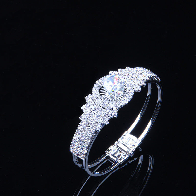 Elegante pulsera de bangle de cristal para mujer con piedras de rhinestone y decoración de joyería artesanal
