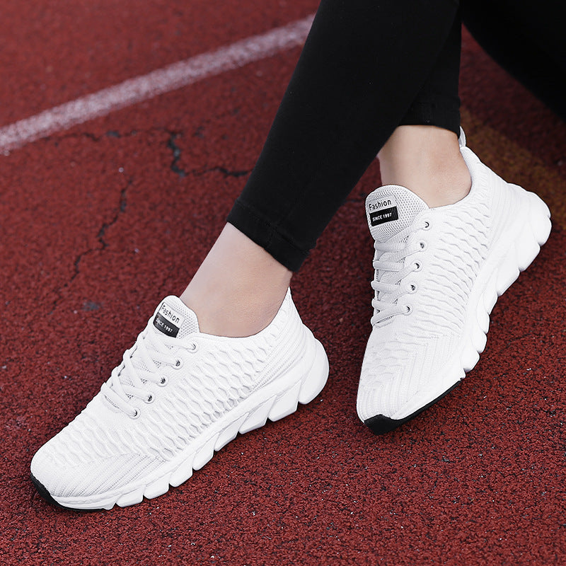 Zapatillas transpirables de malla para mujer, slip-on, para correr, blancas