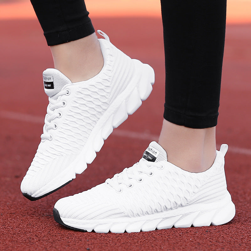 Zapatillas transpirables de malla para mujer, slip-on, para correr, blancas