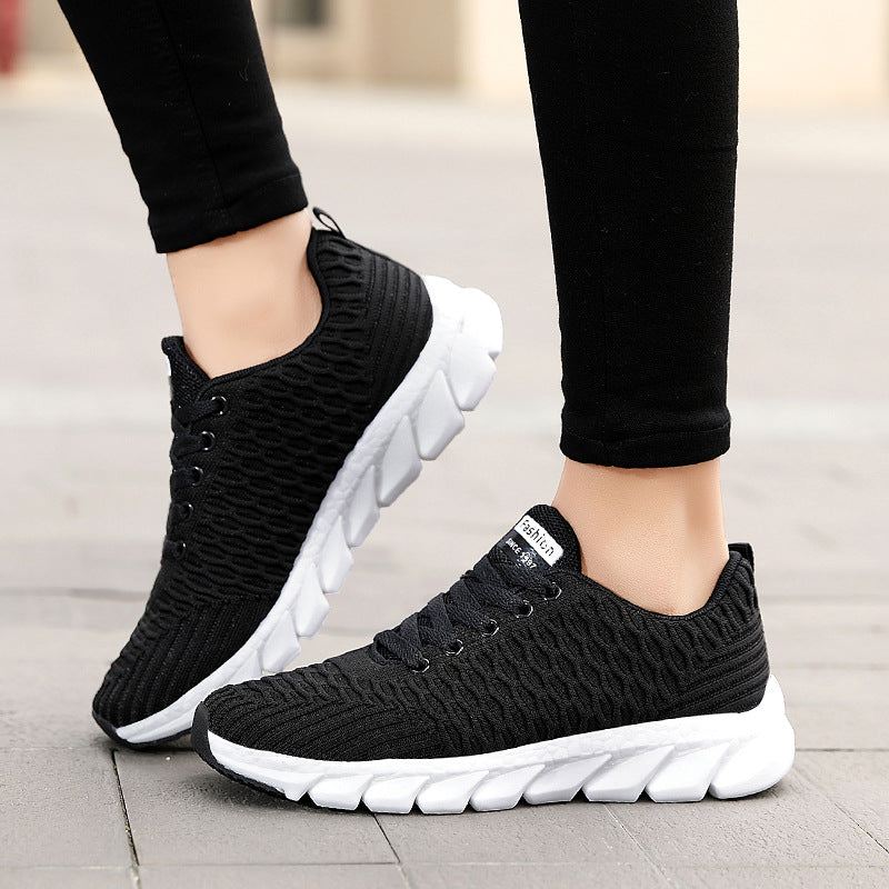 Zapatillas transpirables de malla para mujer, slip-on, para correr, blancas