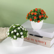 Nikoh, uy, yotoqxona bezaklari uchun kichik Daisy idishida sun'iy o'simlik