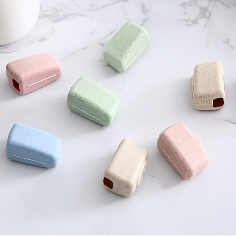 Set of 4 Toothbrush Head Covers and Portable Cases for Travel and Home