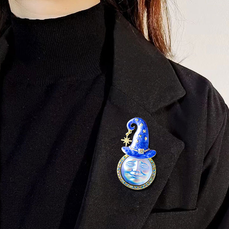 Эмалированный брошь-булавка с блестящей Луной в ведьминской шляпе для одежды, сумок, курток, подарка