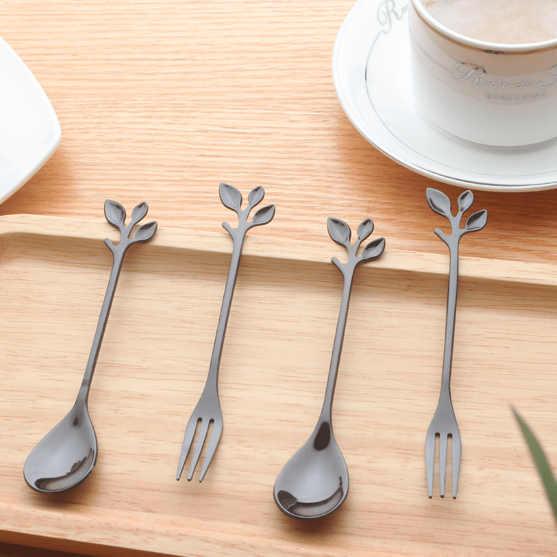 Stainless Steel Cutlery Set with Leaf Design Spoons for Tea Desserts and Drinks