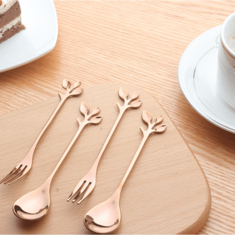 Stainless Steel Cutlery Set with Leaf Design Spoons for Tea Desserts and Drinks