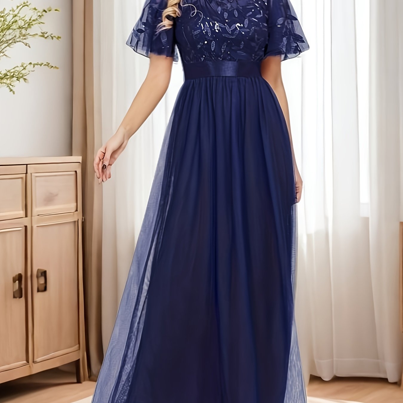 Plus Size Evening Gown Floral Embellished Long Sleeveless A-Line Dress for Weddings