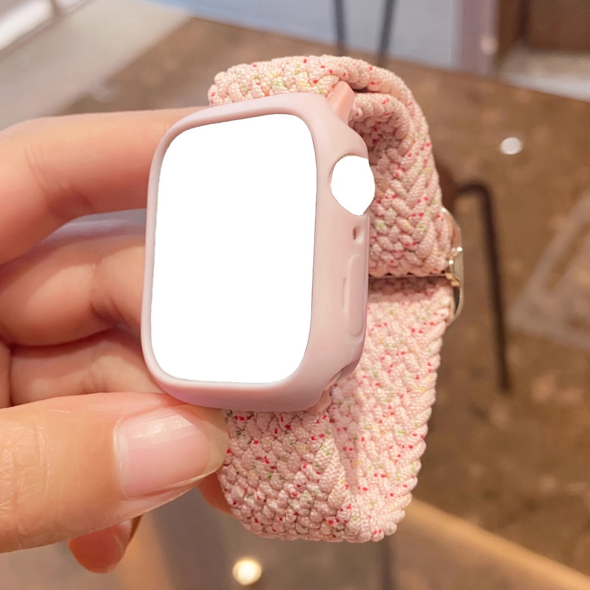 Набор из 2 модных эластичных тканевых ремешков для часов и мягкого силиконового защитного чехла для Apple Watch. Подходит для Apple Watch размером от 38 мм до 49 мм и серии Ultra до 1. Умные часы.