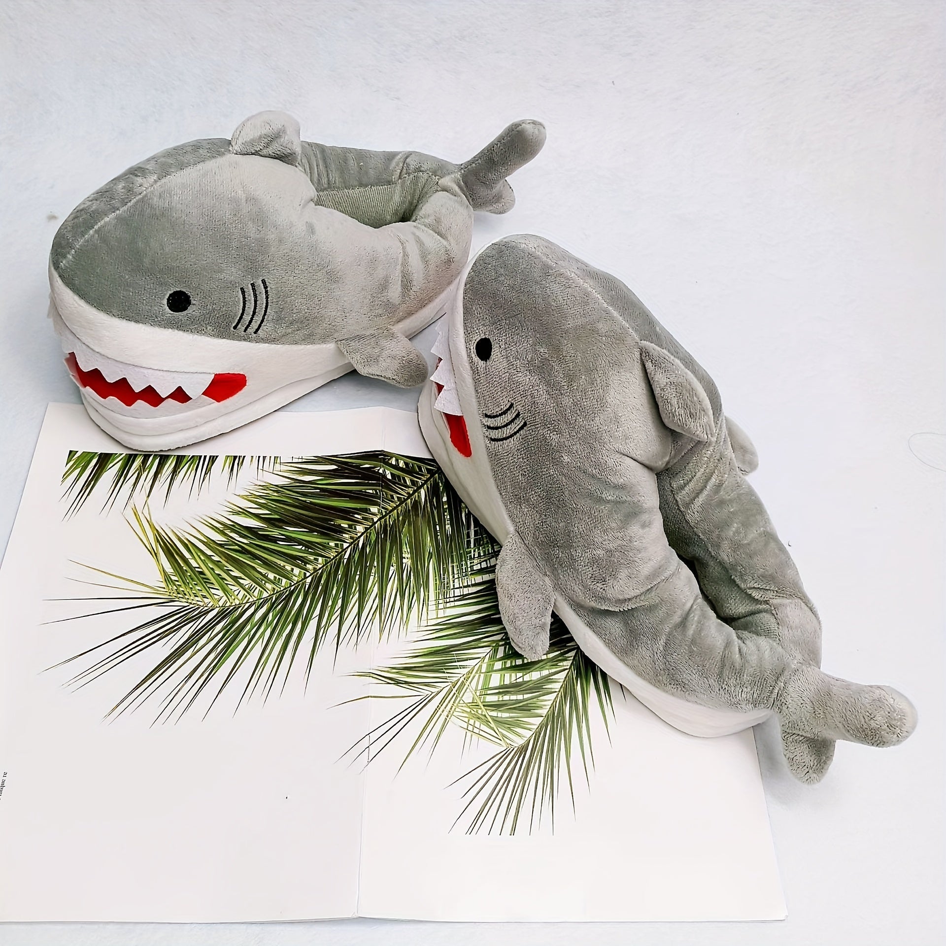 Women's Plush Cartoon Shark Slippers Indoor Outdoor Non-Slip Shoes