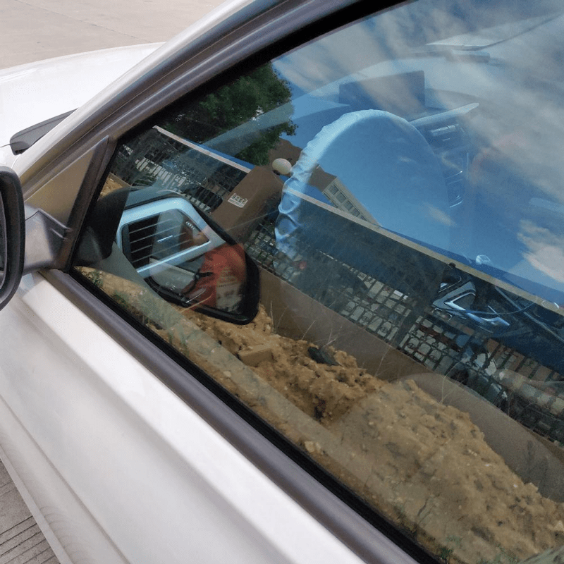 Universal avtomobil quyosh nuri uchun kumush qoplangan mato quyosh nuri himoyachisi oynani izolyatsiya qilish