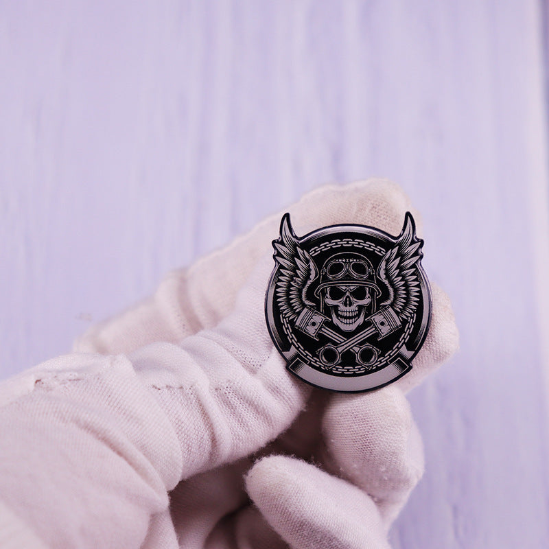 Vintage Skull and Bones Helmet Badge Lapel Pin for Motorcycle Enthusiasts