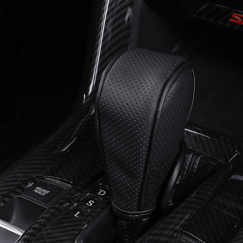 Universal PU teri avtomobil g'ildirakni uzatish uchun qopqog'i, qo'l tormozining yostiqchasi, avtomobil ichki bezaklari