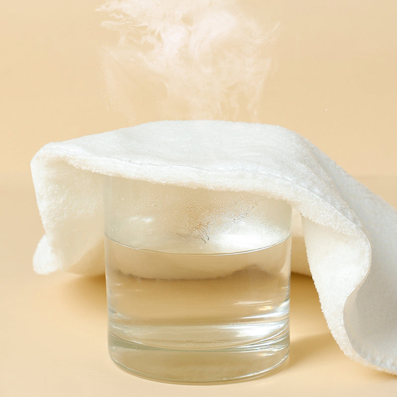 Многоразовое горячее компрессное полотенце для лица для глубокого очищения и сужения пор. Размеры 24x24,5 см, изготовлено из кораллового флиса с полиэстеровым волокном. Идеально подходит для домашнего спа или профессионального использования.