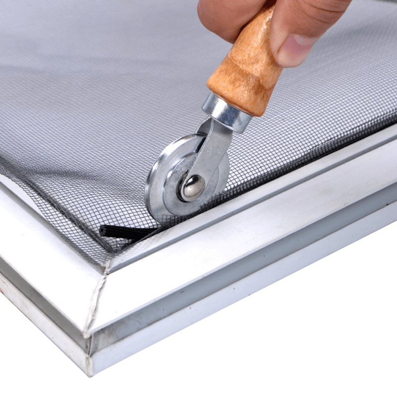 Ручной ролик для сплайна с деревянной ручкой и стальными колесами для установки сетчатых дверей