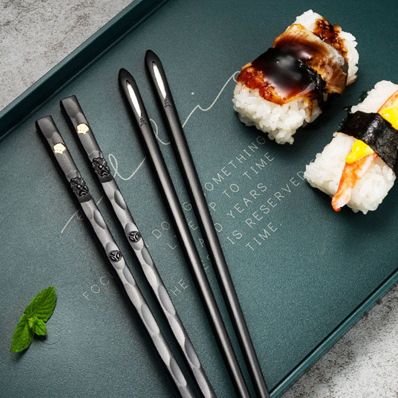 Black and Gold Chopsticks Set for Sushi and Asian Cuisine Giftware