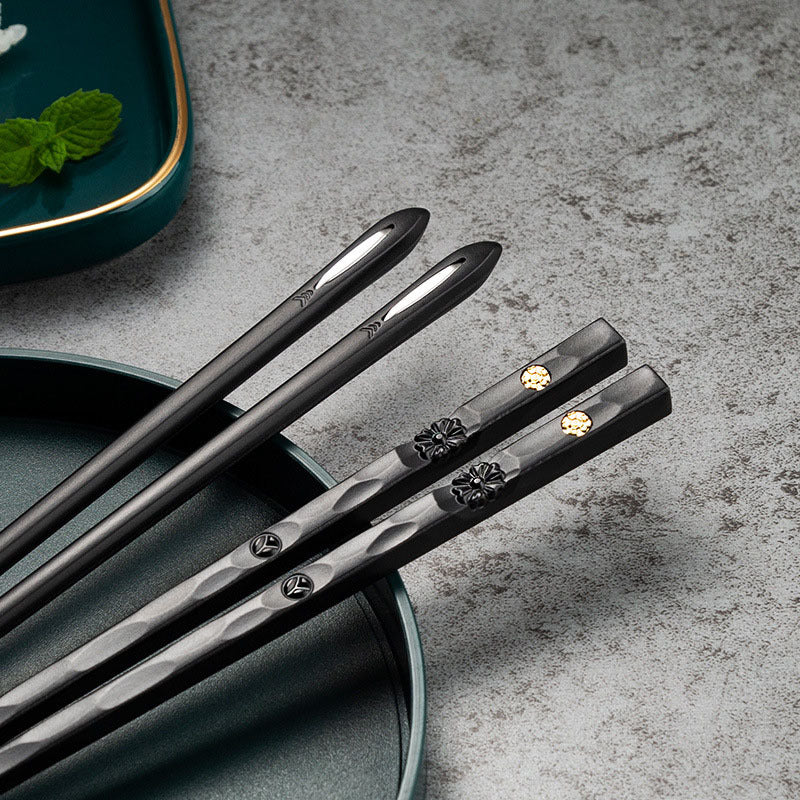 Black and Gold Chopsticks Set for Sushi and Asian Cuisine Giftware