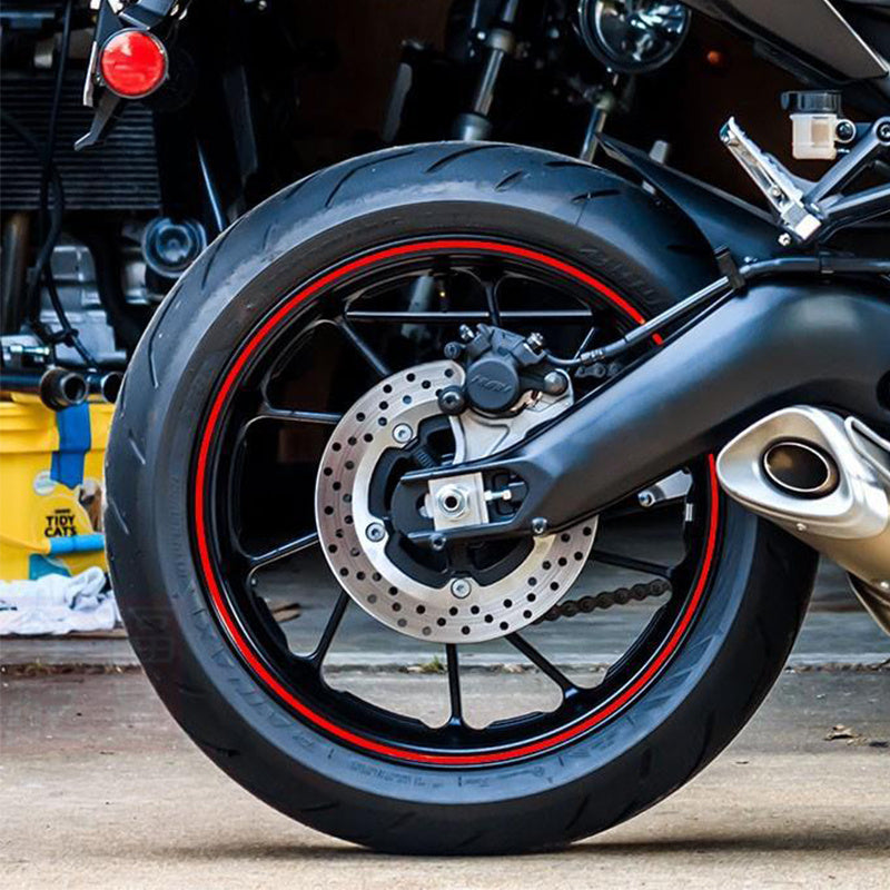 Mototsikl g'ildirak chetligi lenta yorituvchi decal universal 43-46cm kumush