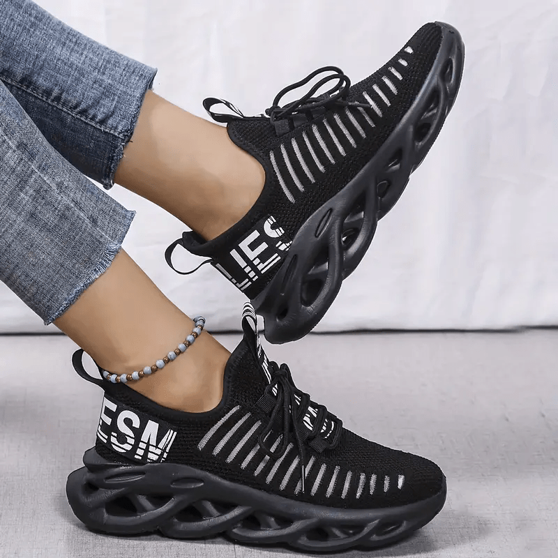 Women's Mesh Lace-Up Running Shoes Lightweight Shock Absorbent Sneakers