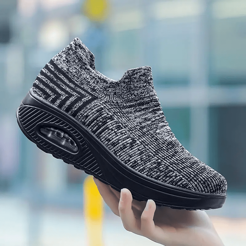 ayollar uchun nafas oluvchi to'qilgan slip-on sport poyafzallari yurish uchun tashqarida sport