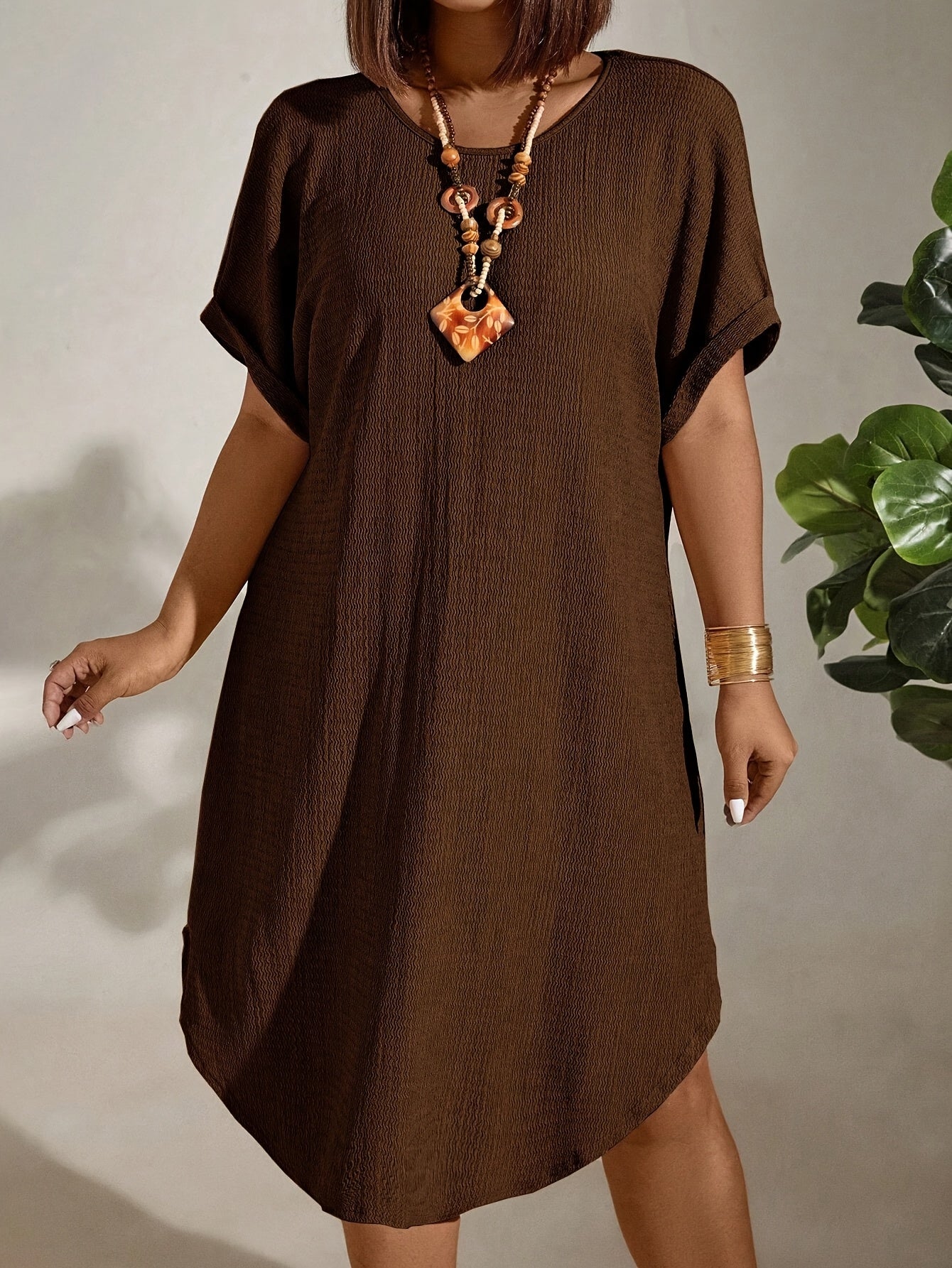 Plus Size Green Midi Dress with Batwing Sleeves V-Neck Textured Polyester for All Seasons