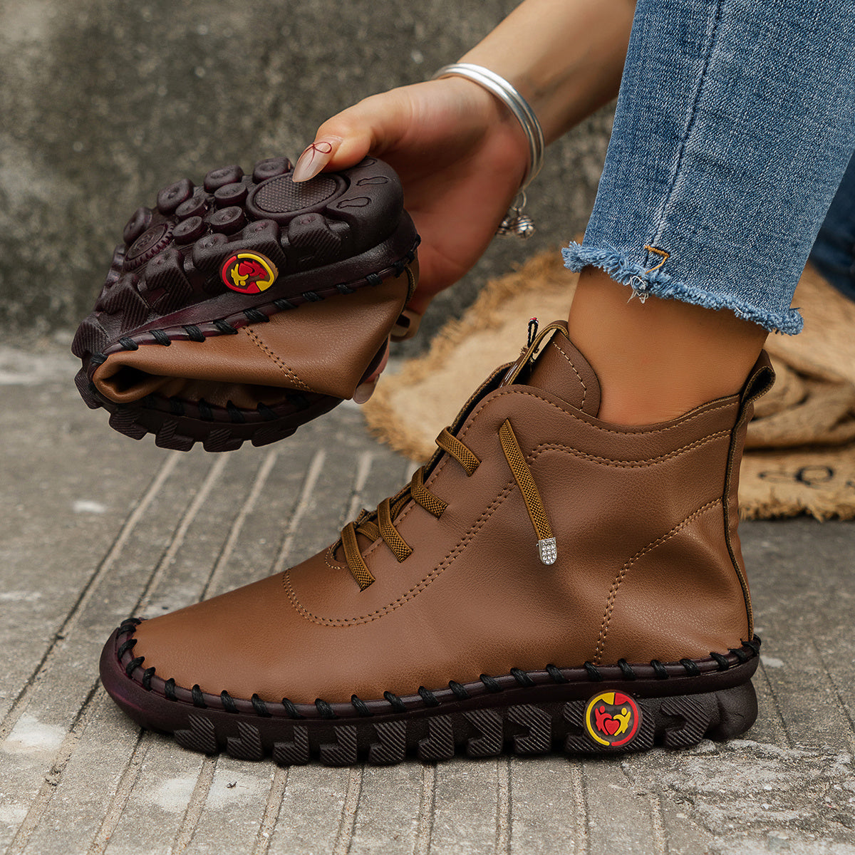 Women's Ankle Boots Solid Color Lace Up High Top Sneakers Casual Walking Flats