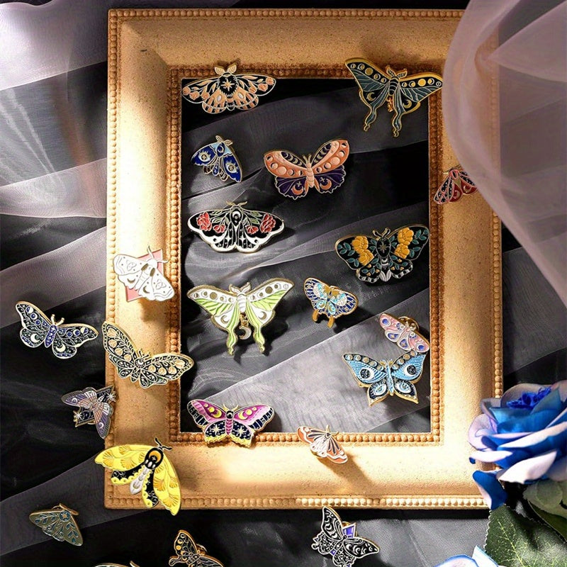 Set of 10 or 20 Animal Pattern Enamel Pins for Bags and Clothing Gift