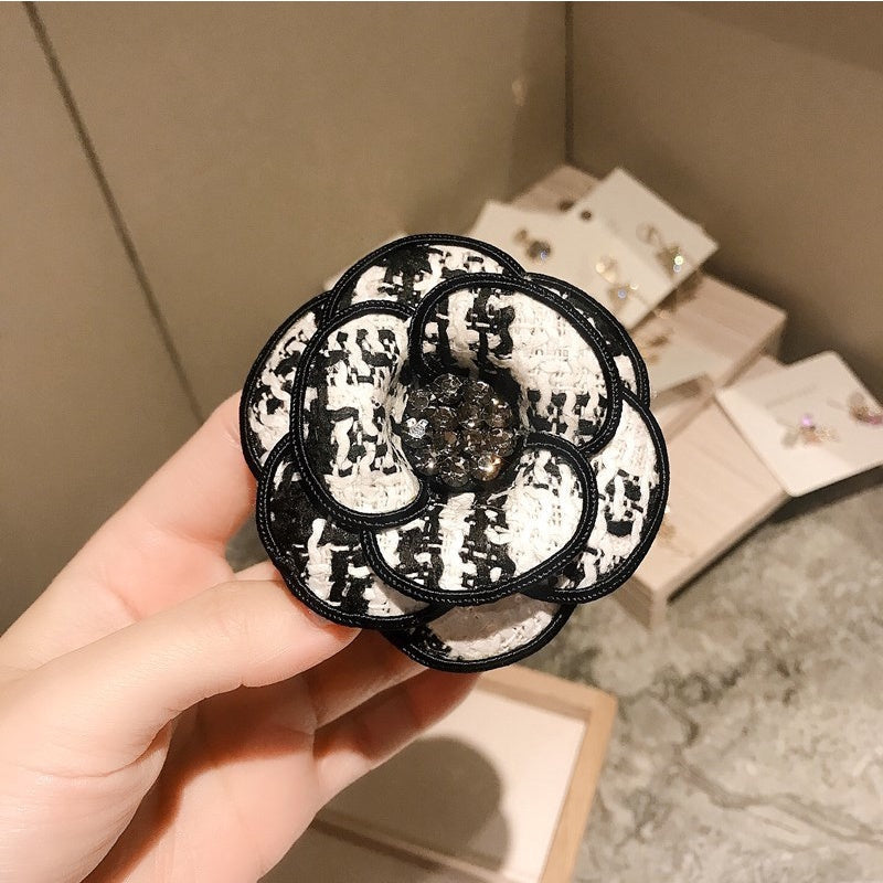 Elegant Camellia Shaped Brooch Pin for Women Jewelry Gift for Dress Sweaters Clothing