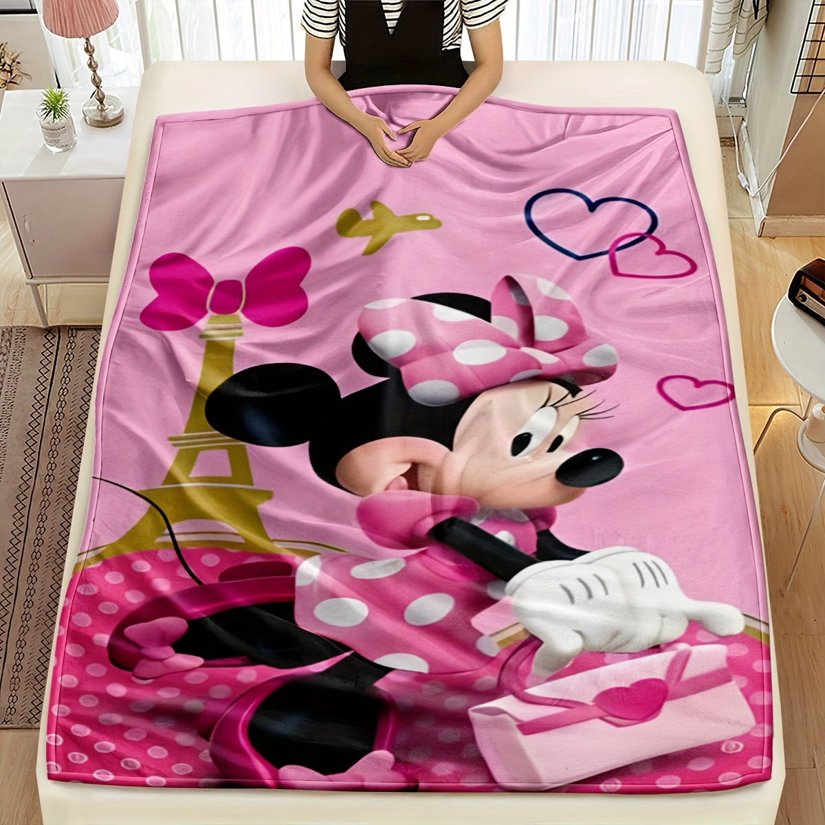 Plush Throw Blanket for Kids and Adults All-Season Knitted Polyester Bed Sofa Travel