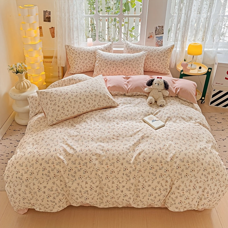 Yumshoq gullar naqshidagi yotoq to'plami, yostiq qoplari bilan birga, nafas oladigan polyesterdan tayyorlangan va zip yopilishi mavjud. Har mavsum uchun mos, yotoqxona va mehmonxonalar uchun mukammal.