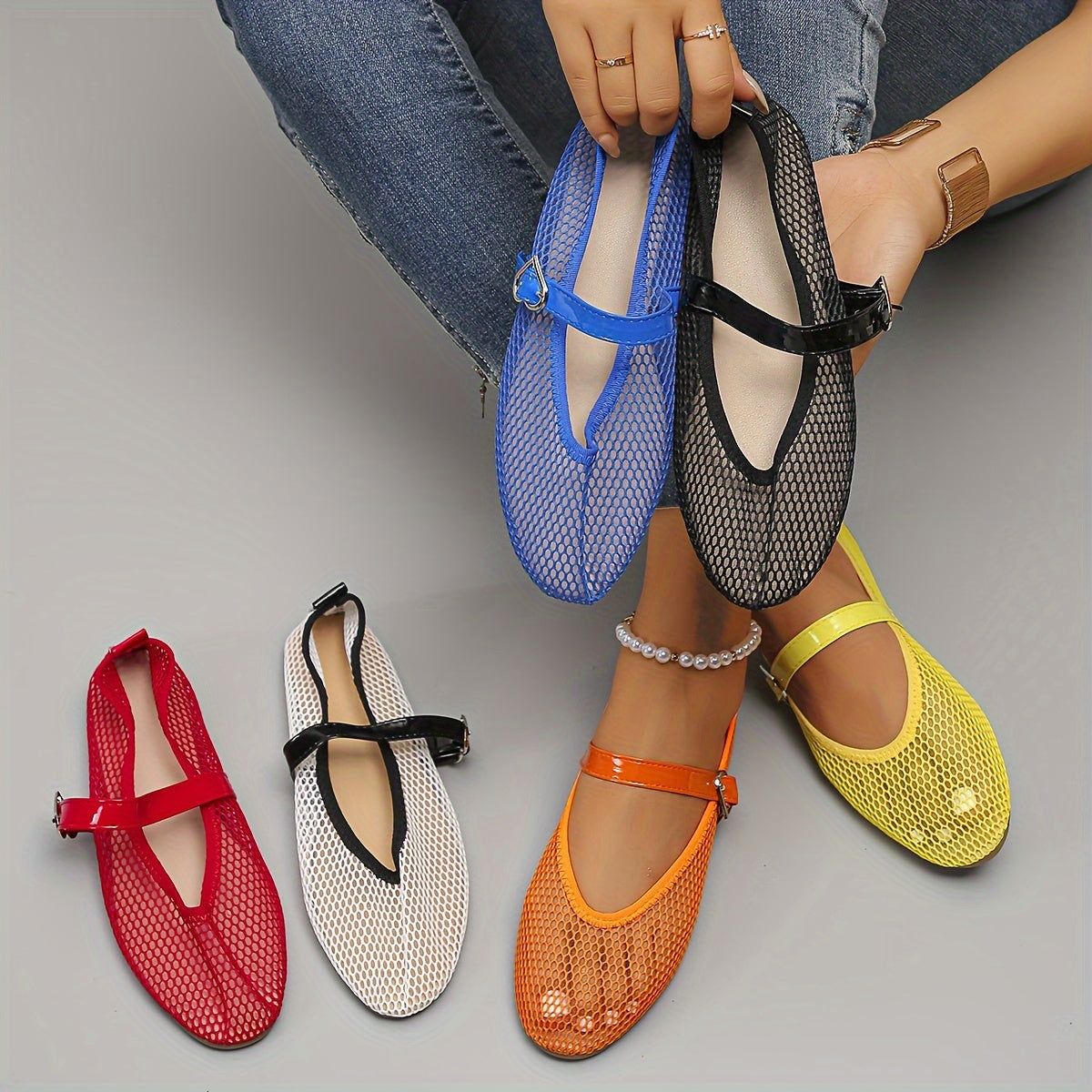 Women's Mesh Flats Lightweight Slip-On Casual Shoes in Solid Colors