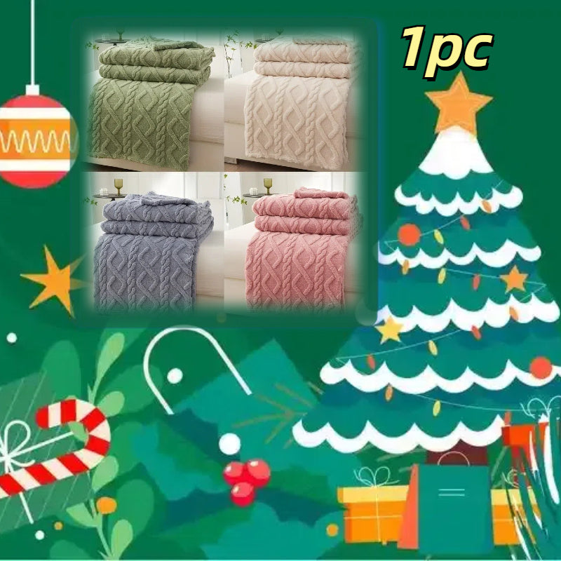 Coral Fleece Blanket with Diamond Pattern Ultra-Soft Warm Lightweight Polyester for Bed Sofa Travel